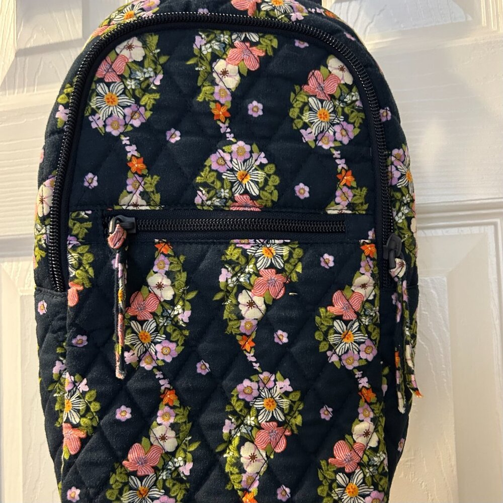 Vera Bradley, Essential Sling Backpack